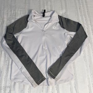 Aeropostale XS white and grey athletic sweater